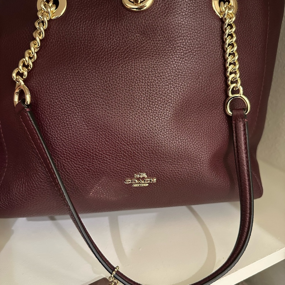 Coach Turnlock Chain Tote Bag